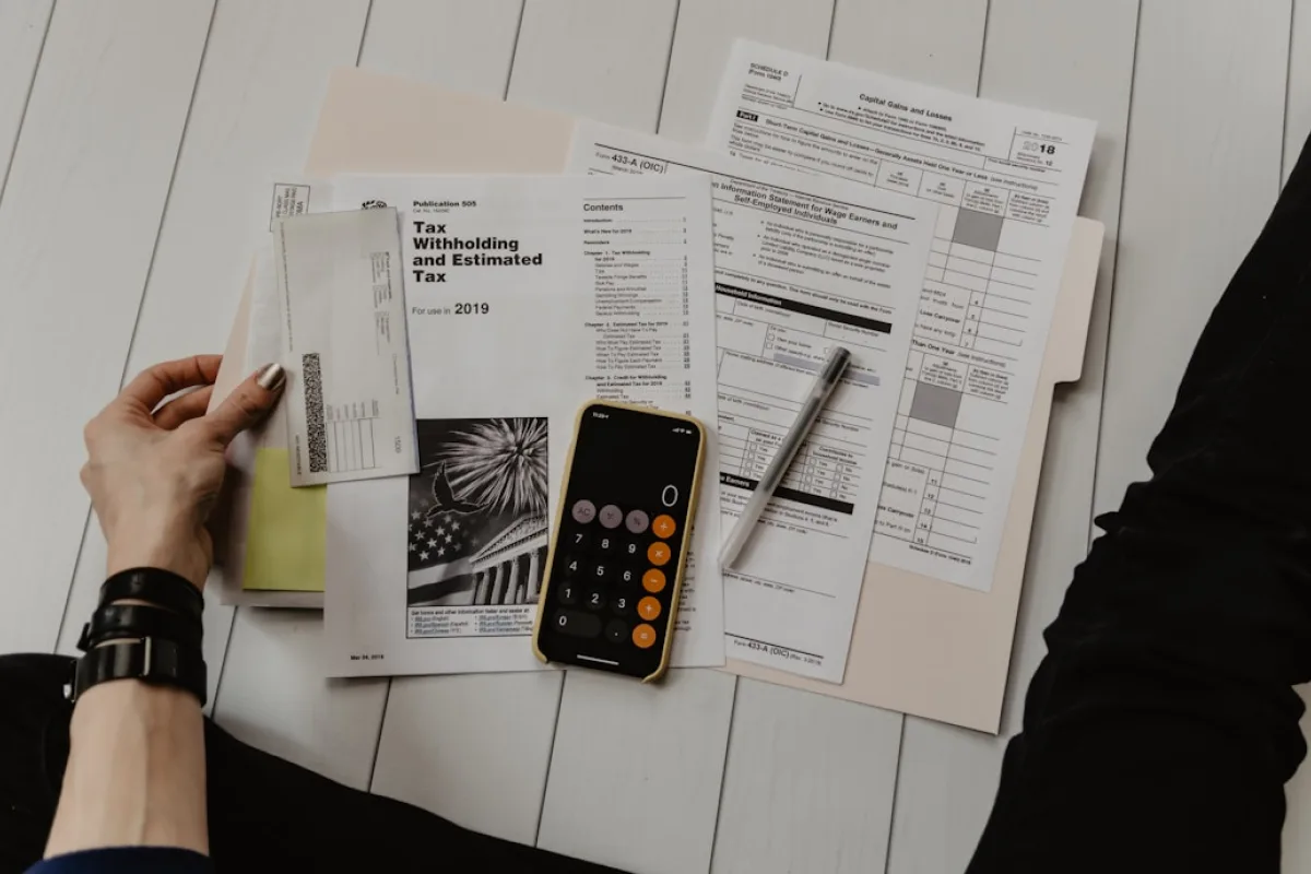 Electronic archiving of legal documents